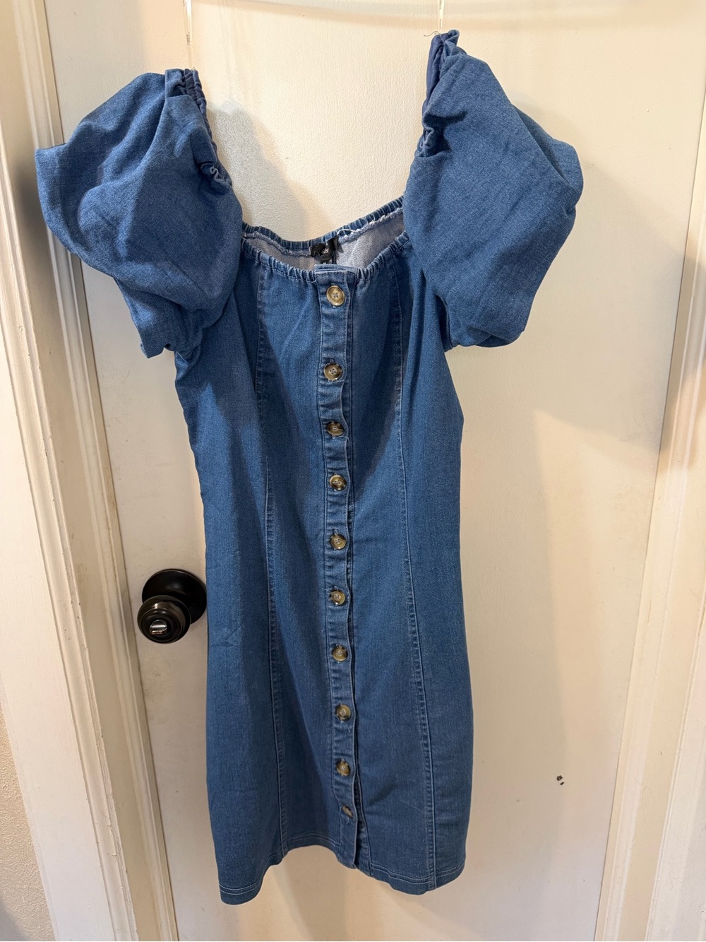 Denim Button-Front Puff Sleeve Dress - Blue - Picture 2 of 5